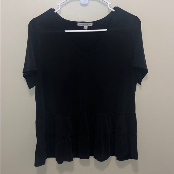 Green Envelope Black Short Sleeve Top - Picture 1 of 4